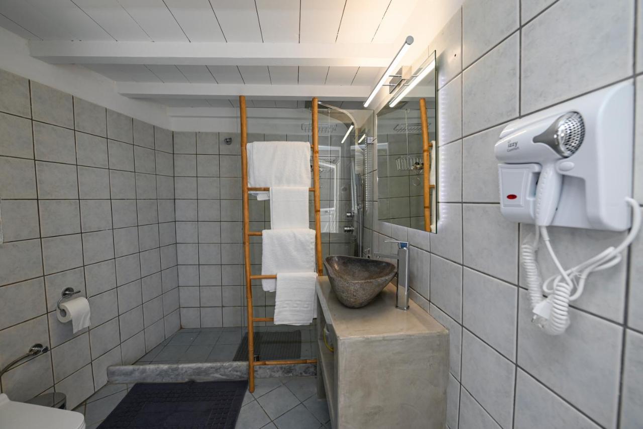 Kleris Apartments 8 Tinos ภายนอก รูปภาพ